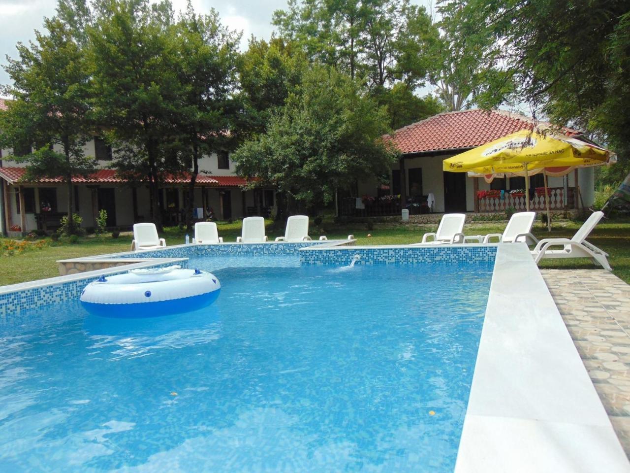 Hotel Holiday Park Ranchoto Kirkovo  Exterior foto