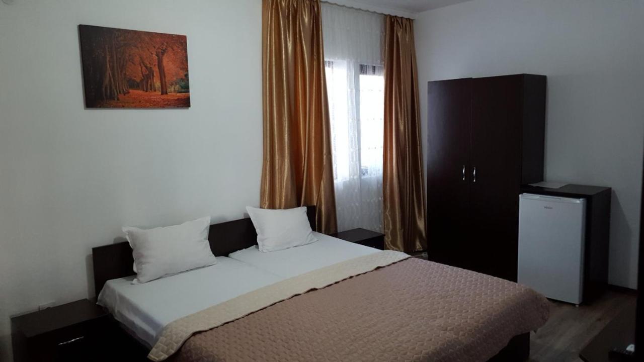 Hotel Holiday Park Ranchoto Kirkovo  Exterior foto